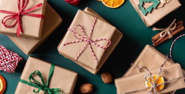 The Ultimate Travel Gifting Guide: Perfect Presents For Christmas